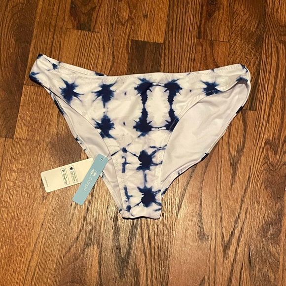 Cupshe Tie Die Bikini Set - Picture 7 of 7